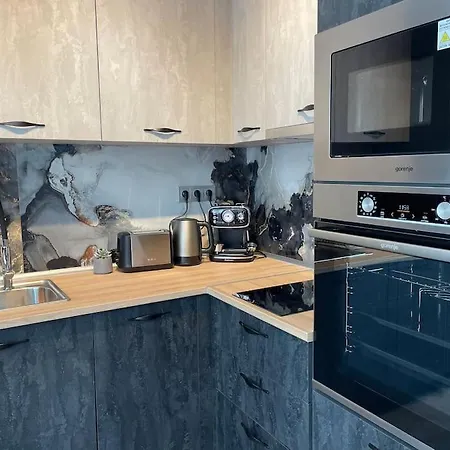 3 Bedroom Apt, Spacious, Near South Park Appartamento *