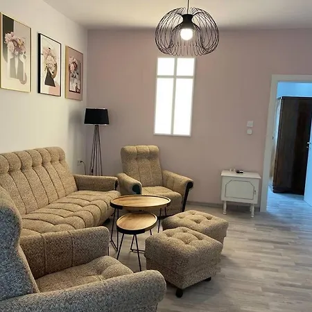 3 Bedroom Apt, Spacious, Near South Park * Sofia