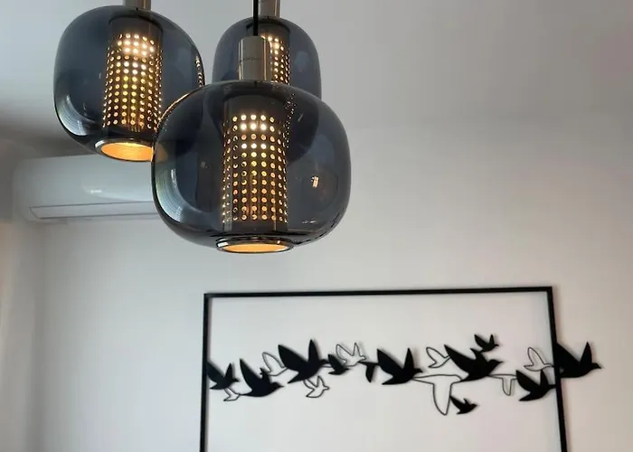 3 Bedroom Apt, Spacious, Near South Park * Sofia