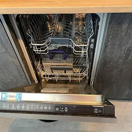 アパート 3 Bedroom Apt, Spacious, Near South Park
